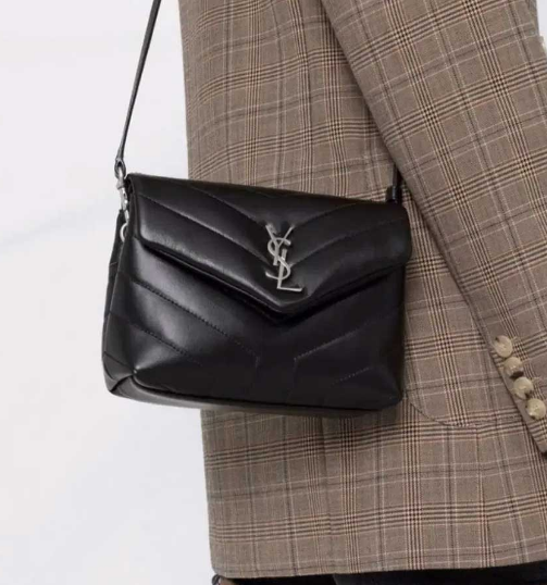 (국내배송) 생로랑 토이 모노그램 루루 숄더백