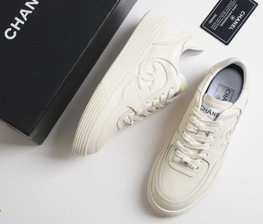 (국내배송) 샤넬 엘러브 24c 여성 스니커즈