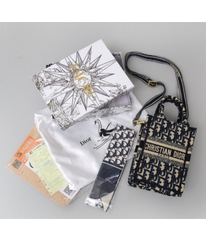 (국내배송) 디올 북토트 미니 휴대폰백