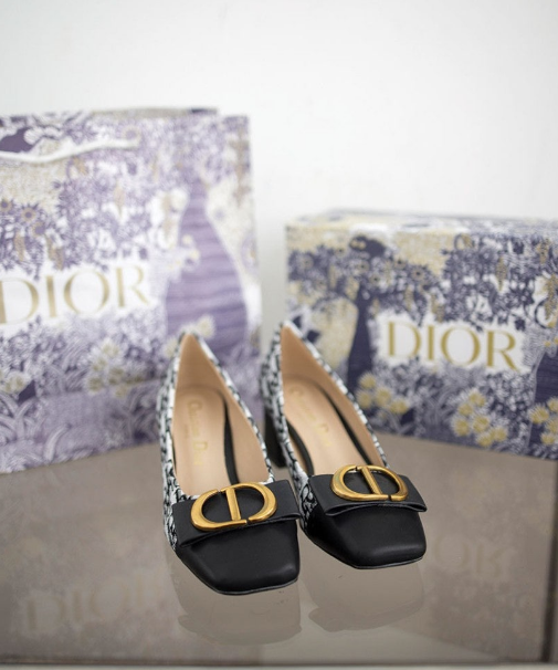 (국내배송) 디올 CD로고 리본 장식 오블리크 펌프스 힐