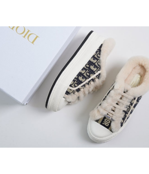 (국내배송) 디올 WALK'N'DIOR 플랫폼 양모 스니커즈