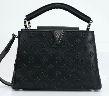 (국내배송) 루이비통 앙프렝뜨 카퓌신 BB 숄더백