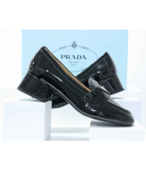 (국내배송) 프라다 삼각로고 펌프스 구두