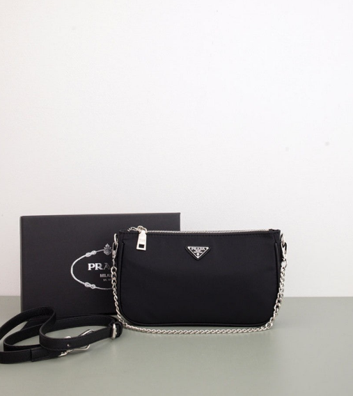 (국내배송) 프라다 테수토 미니 체인백
