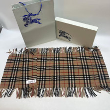 이*순님 버버리 캐시미어 목도리 검품 및 출고