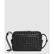 보테가베네타 미디엄 루프 카메라 백 680256