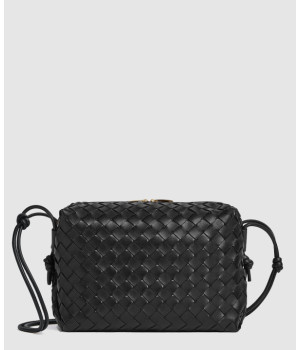 보테가베네타 미디엄 루프 카메라 백 680256