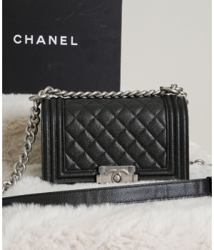 (국내배송) 샤넬 캐비어 빈티지 은장 플랩 보이백 스몰