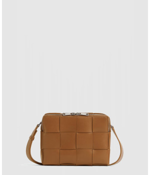 보테가베네타 카세트 카메라백 730027