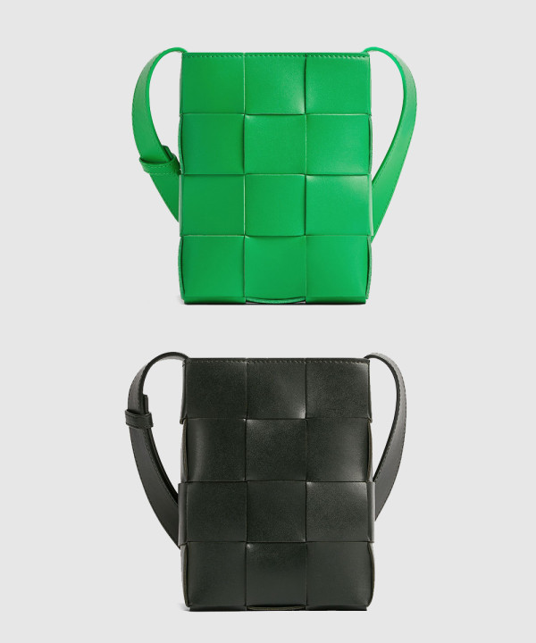 보테가베네타 카세트 폰 홀더 크로스백 729298