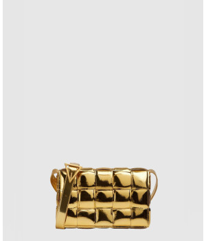 보테가베네타 스몰 패디드 카세트 백 717506