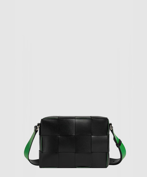 보테가베네타 카세트 카메라백 730027