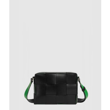 보테가베네타 카세트 카메라백 730027