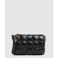 보테가베네타 패딩 카세트백 591970