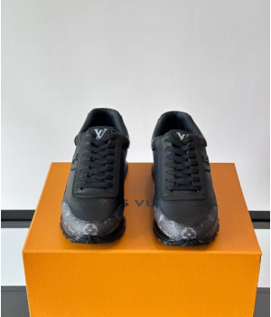 (국내배송) 루이비통 런 어웨이 블랙 스니커즈
