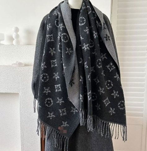 (국내배송) 루이비통 모노그램 그라디언트 울 머플러