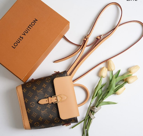 (국내배송) 루이비통 소호 미니 백팩 모노그램