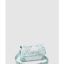 루이비통 스티머 웨어러블 월릿 M22637