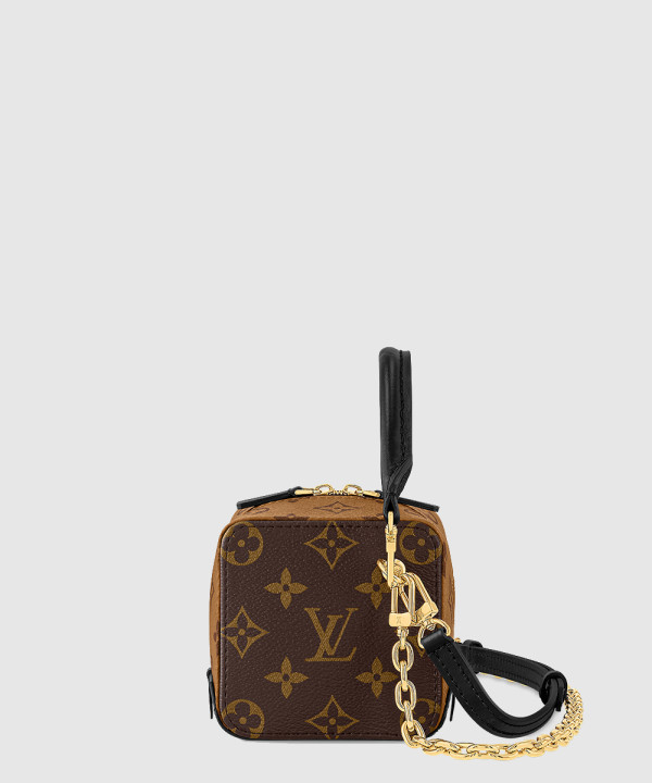 루이비통 마이크로 베니티 M47124