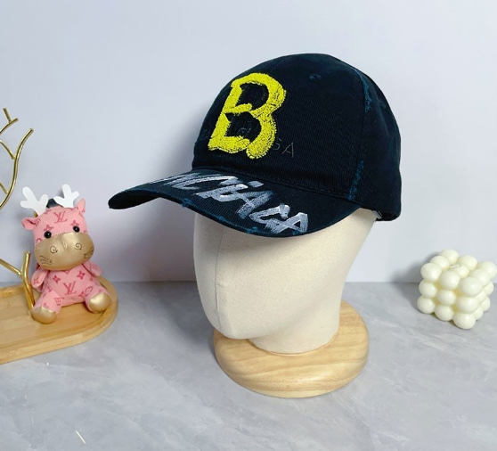 (국내배송) 발렌시아가 업사이클 볼캡