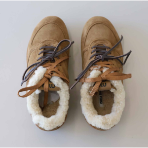 (국내배송) 미우미우 레더 스웨이드 스니커즈