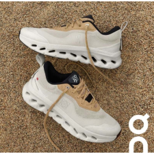 (국내배송) 로에베 러닝 클라우드 틸트 2.0