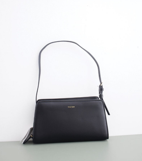 (국내배송) 더 로우 블랙 달리아 바게트 숄더백