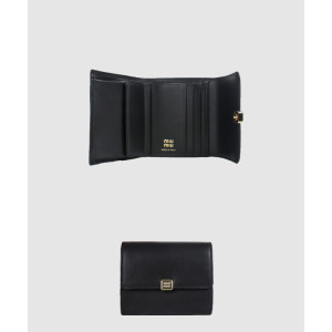 미우미우 로고 레더 반지갑 5MH040