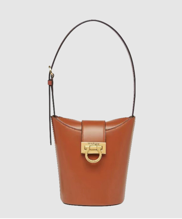 페라가모 트리폴리오 버킷백 211194