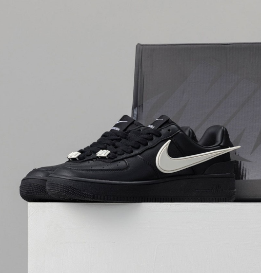 (국내배송) 나이키 Nike x Ambush Air Force 1 Low Black
