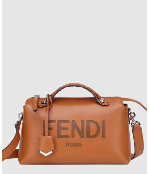 펜디 바이 더 웨이 미듐 레더 토트 숄더백 8BL146