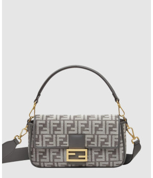 펜디 바게트백 미디움 8BR600