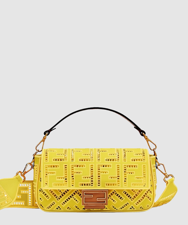 펜디 바게트백 미디움 8BR600