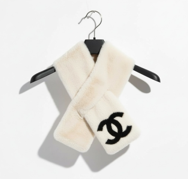 (국내배송) 샤넬 시어링 램스킨 밍크 머플러