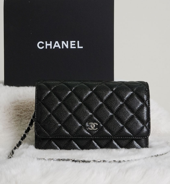 (국내배송) 샤넬 클래식 WOC 캐비어 체인 숄더백