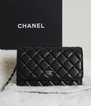 (국내배송) 샤넬 클래식 WOC 캐비어 체인 숄더백