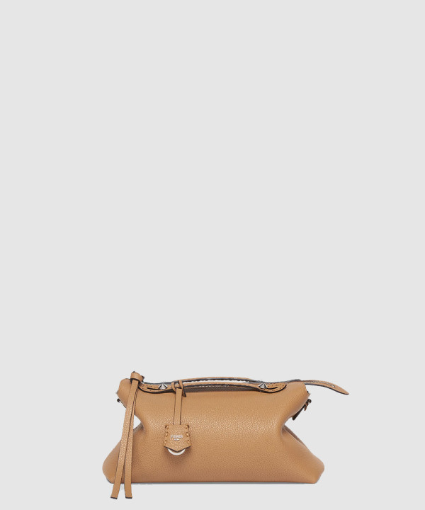 펜디 바이 더 웨이 셀러리아 라지 백 8BL156