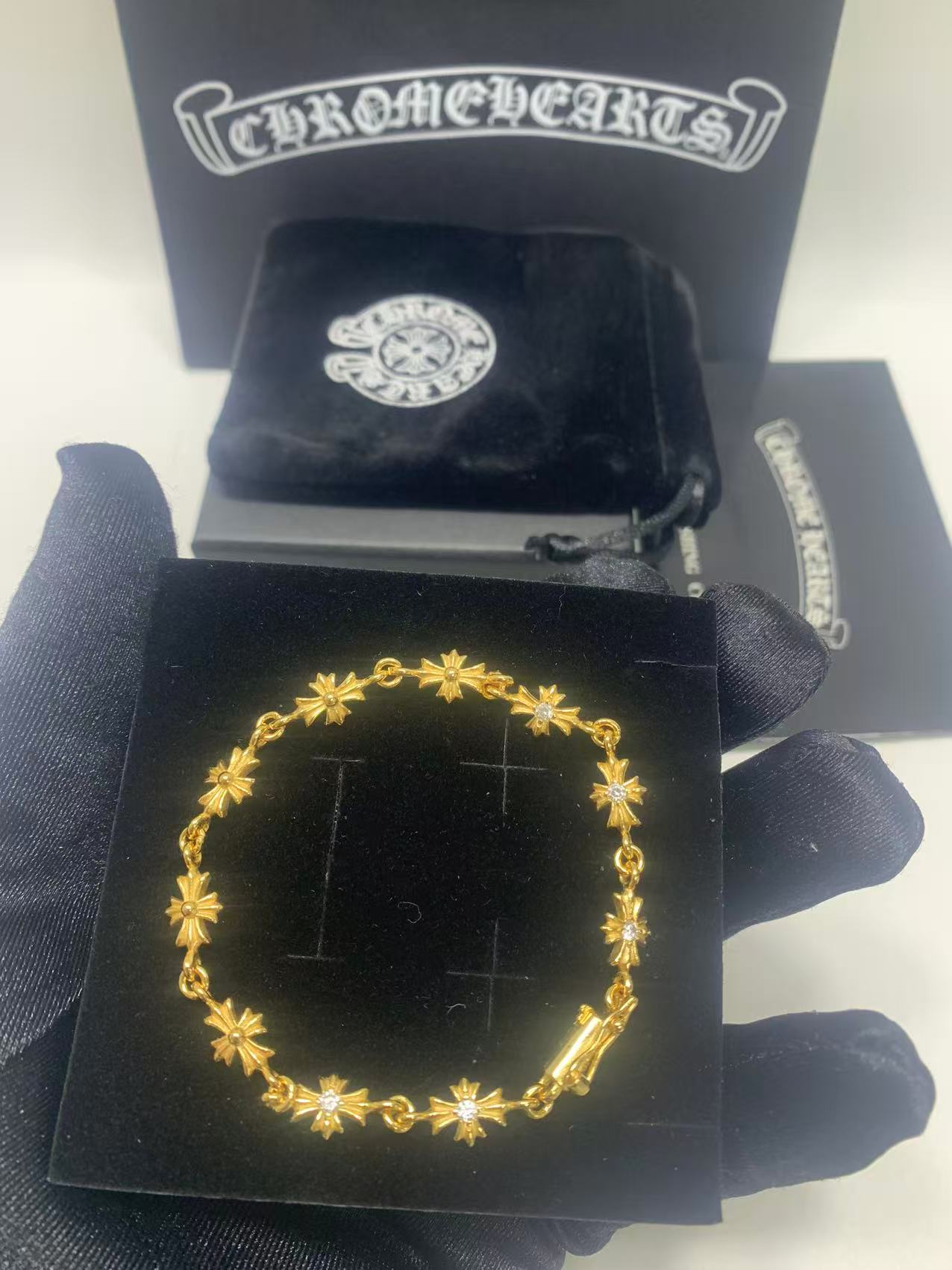 2026년 1월 3일 박*님 크롬하츠 타이니 팔찌 검품 및 출고