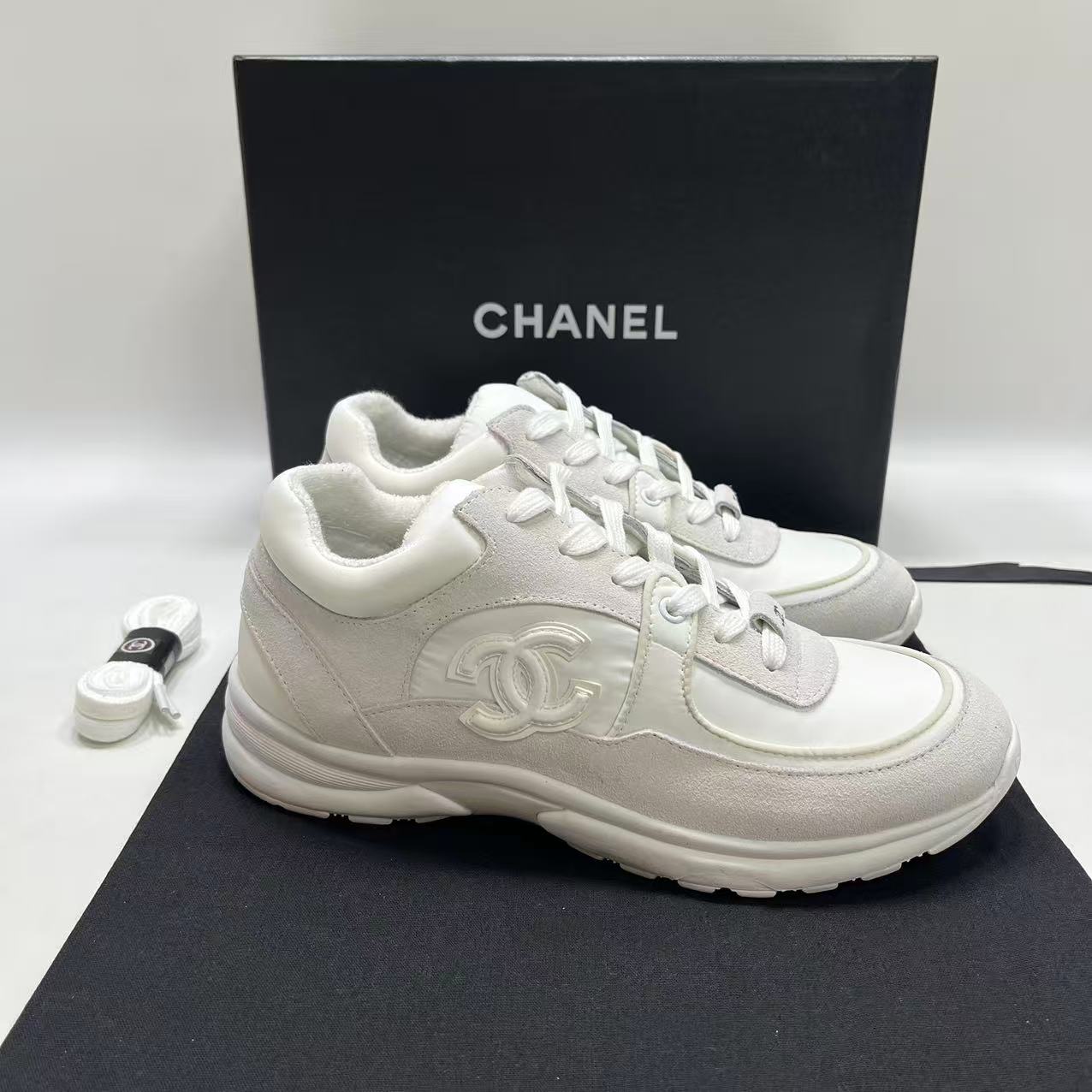 2026년 1월 3일 김*정님 샤넬 CC로고 스니커즈 검품 및 출고