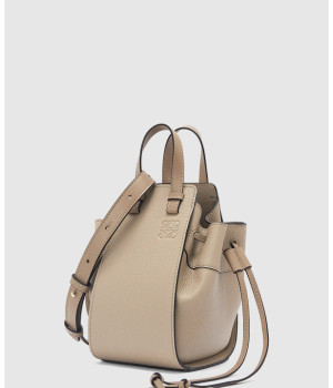 로에베 미니 드로스트링 해먹백