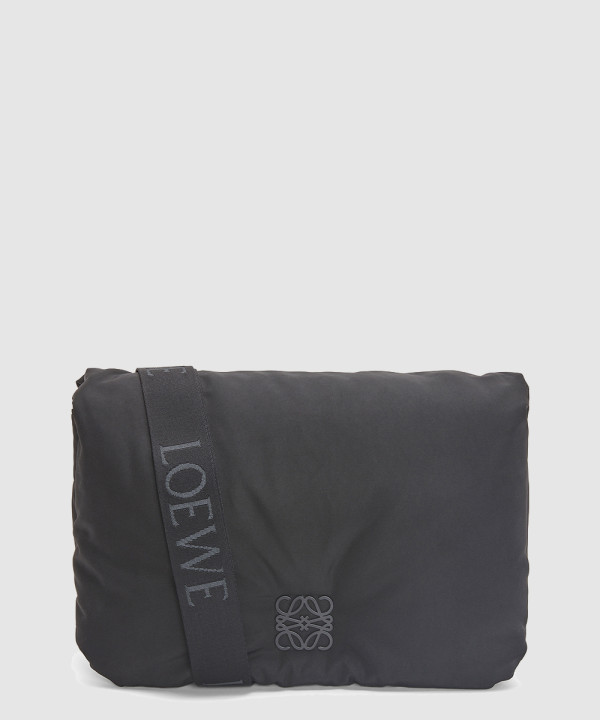 로에베 미니 퍼퍼 고야백 인 나일론