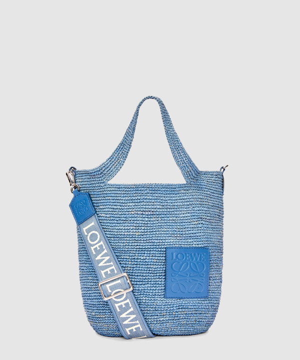 로에베 미니 슬릿백 인 라피아 앤 카프스킨