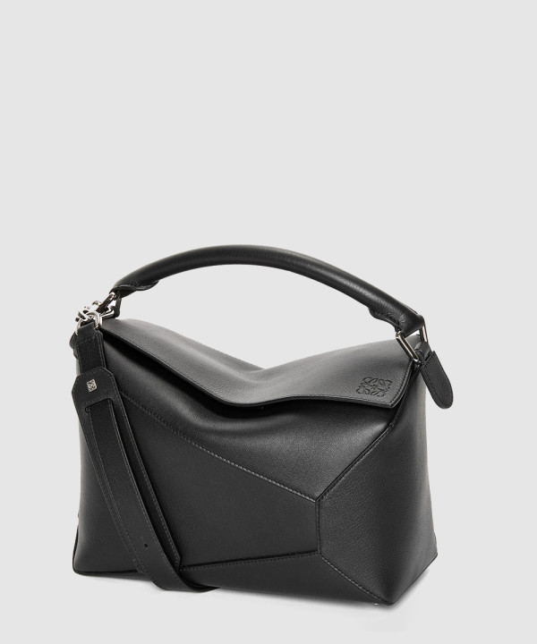 로에베 퍼즐백 인 클래식 카프스킨