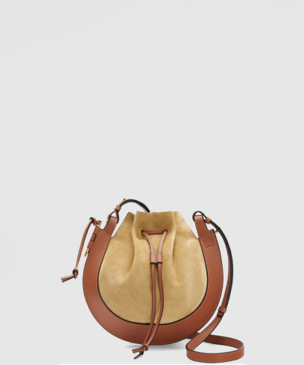 로에베 홀스슈 스웨이드 숄더백