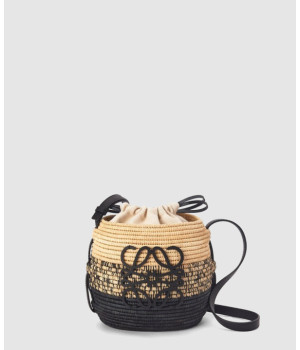 로에베 비하이브 바스켓백