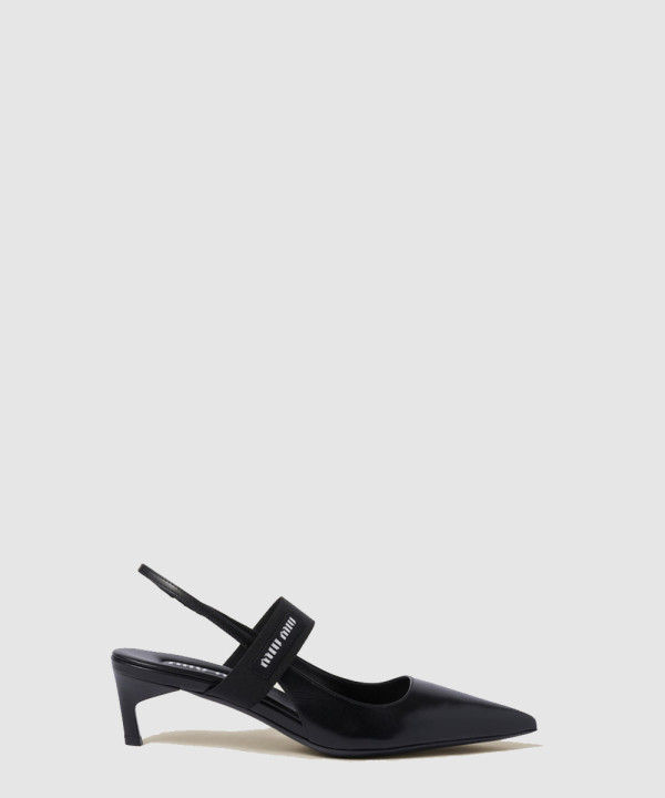 미우미우 라벨 슬링백 펌프스 5I932D