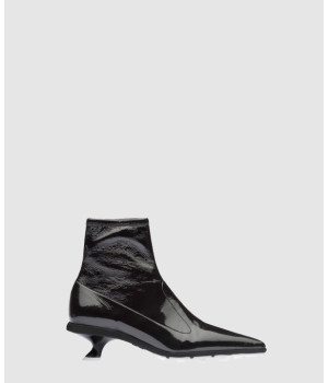 미우미우 가죽 앵클 부티 5T560D