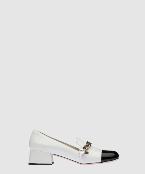 미우미우 펄 체인 로퍼 5S657D