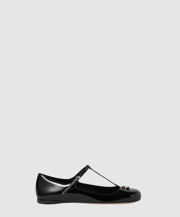 미우미우 페이던트 레더 발레리나 슈즈 5F136E