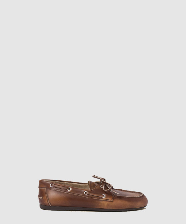 미우미우 블리치드 레더 로퍼 5D123E